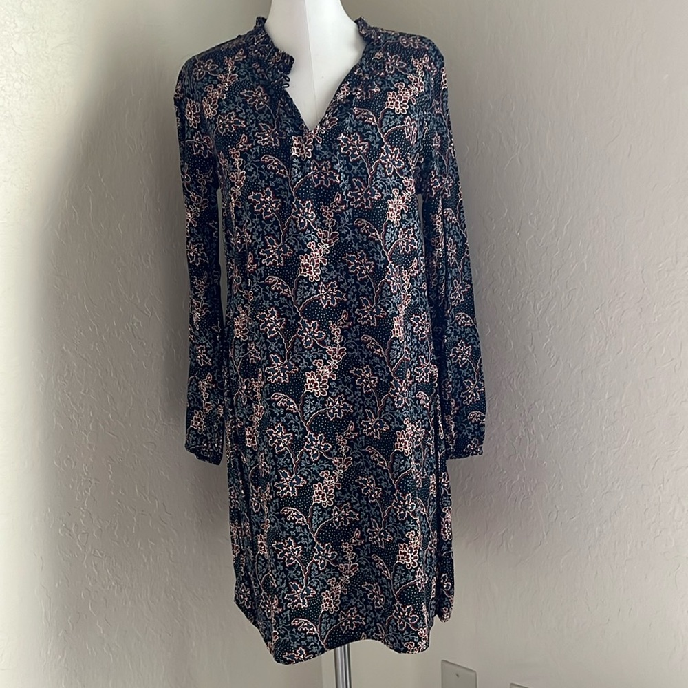 LOFT Long Sleeve Shift Dress